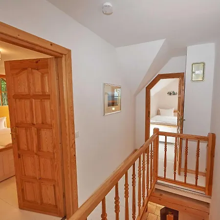 Holiday home Strandschloesschen - Haushaelfte 1 *