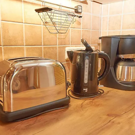 Strandschloesschen - Haushaelfte 1 * Sellin (Rugen)