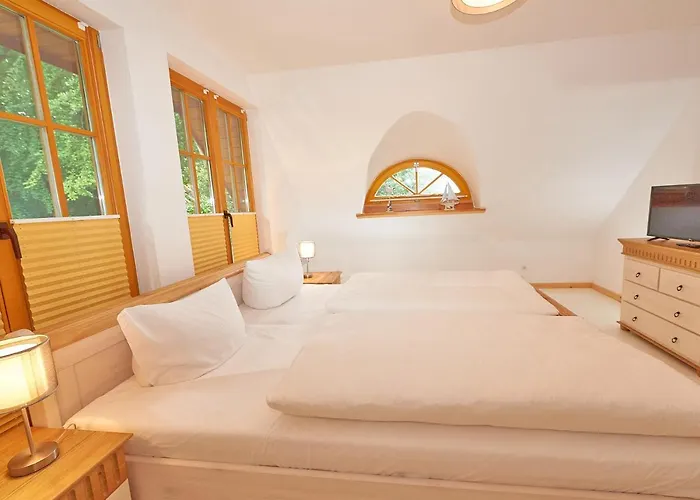 Strandschloesschen - Haushaelfte 1 Sellin (Rugen)