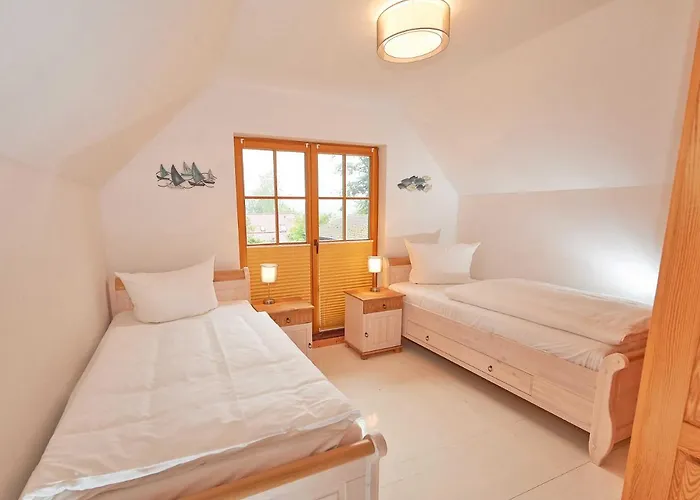 Strandschloesschen - Haushaelfte 1